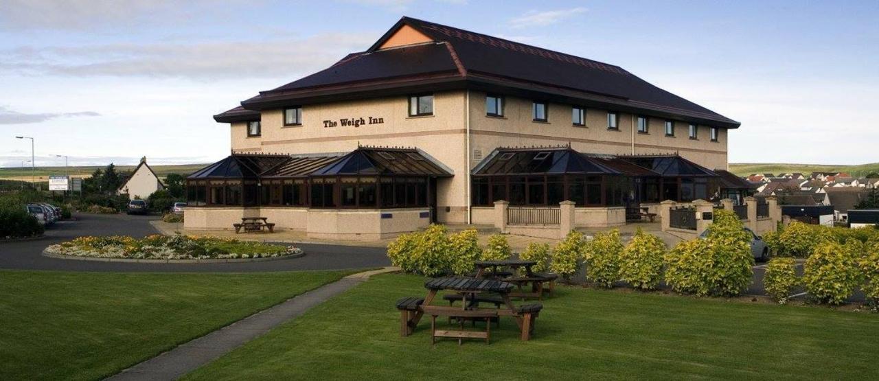The Weigh Inn Hotel & Lodges Терсо Екстериор снимка